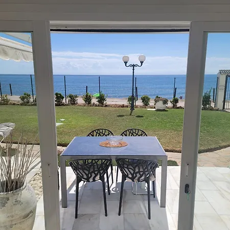 Beachfront Haven * Sitio de Calahonda