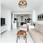 Villa Beachfront Haven *